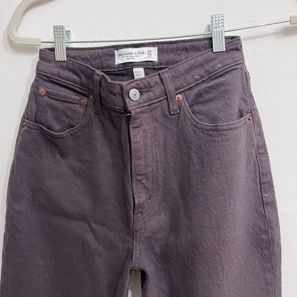 Abercrombie & Fitch Straight Leg Jeans in Washed Black - Picture 3 of 5